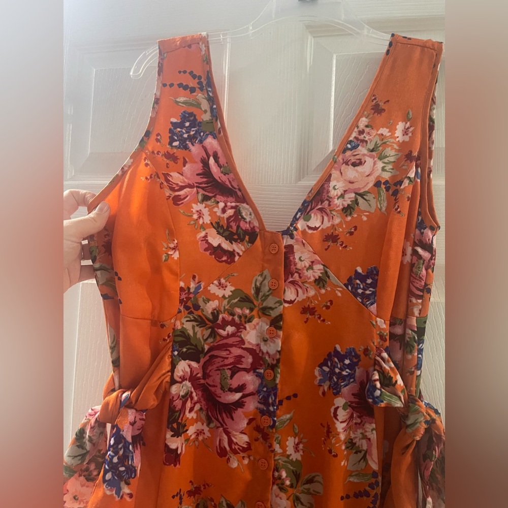 COPY - 3 Front Slits/ splits flowy maxi - Picture 5 of 7
